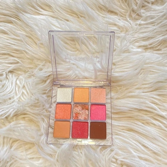 9-Shade multicolor  Eyeshadow Palette - Picture 1 of 1